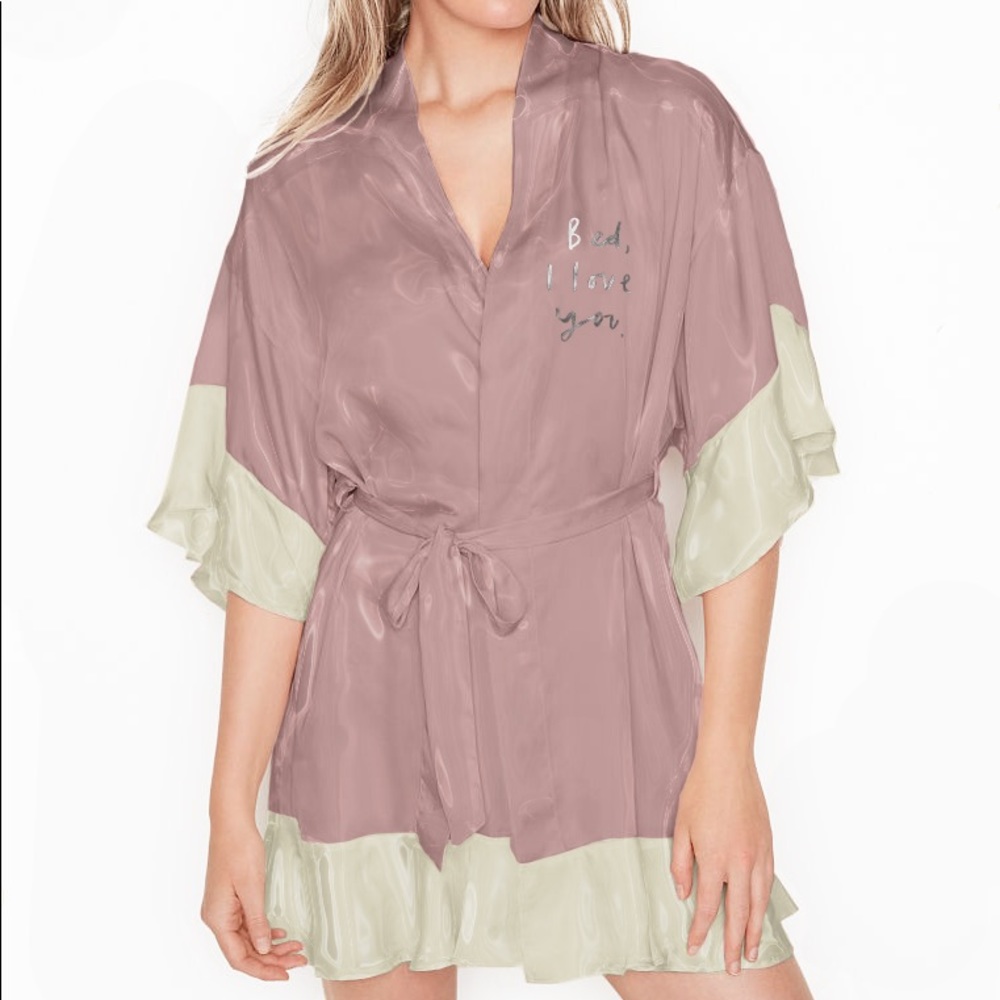 New Robe by Viola Vann One Size